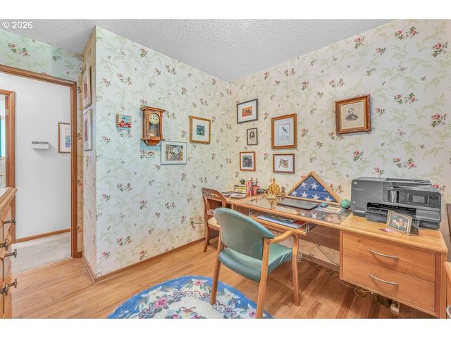 9200 Sw ELROSE Ct, Portland, OR 97224