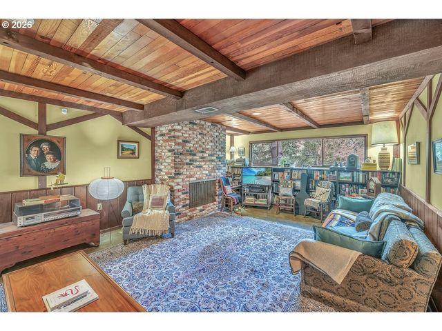 9200 Sw ELROSE Ct, Portland, OR 97224