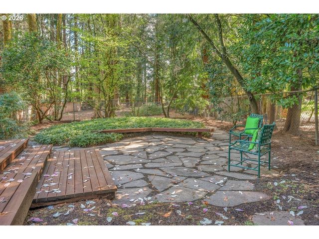 9200 Sw ELROSE Ct, Portland, OR 97224