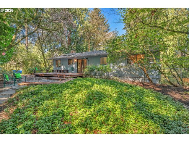 9200 Sw ELROSE Ct, Portland, OR 97224