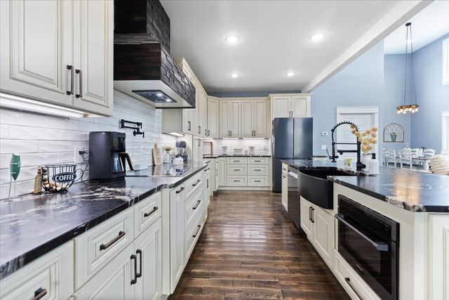 132 Hiwassee Dr, Decatur, TN 37322