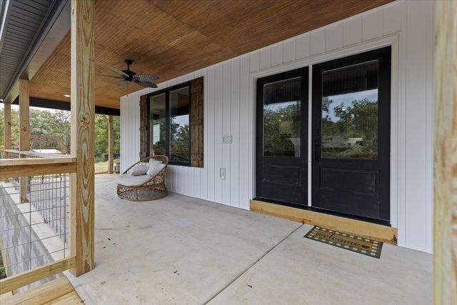 132 Hiwassee Dr, Decatur, TN 37322