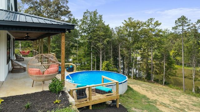 132 Hiwassee Dr, Decatur, TN 37322