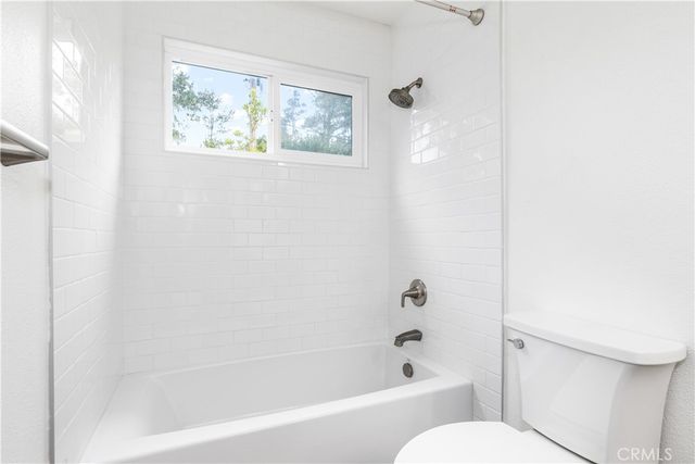 1580 Emerson, Cambria, CA 93428