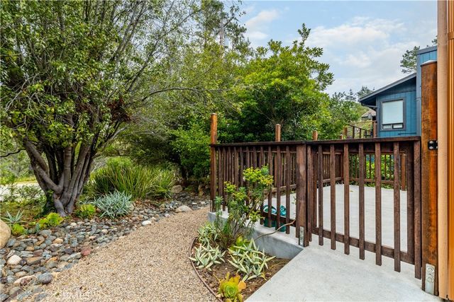 1580 Emerson, Cambria, CA 93428