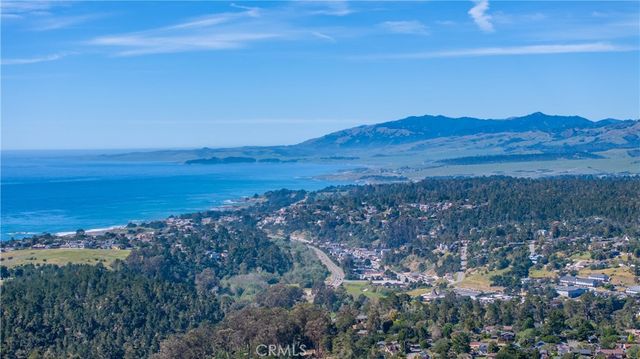 1580 Emerson, Cambria, CA 93428