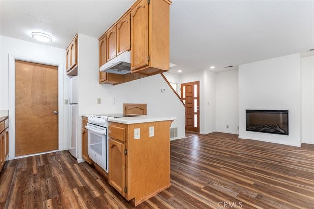 1580 Emerson, Cambria, CA 93428