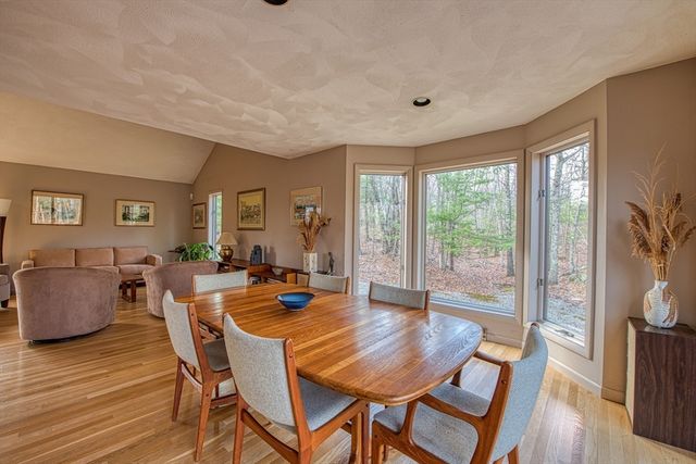 580 Mountain St., Sharon, MA 02067