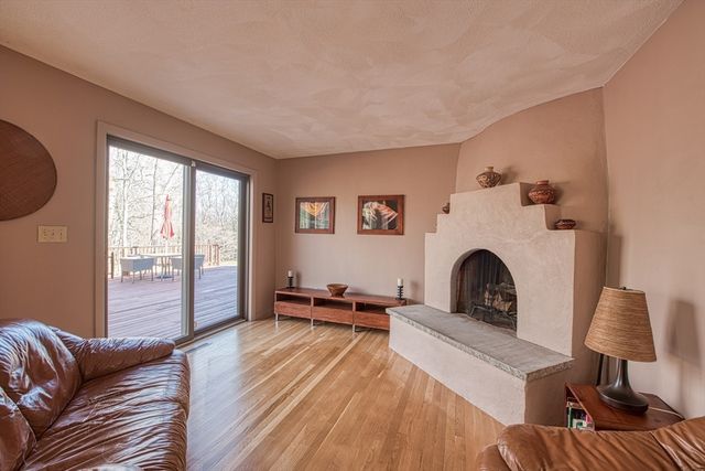 580 Mountain St., Sharon, MA 02067