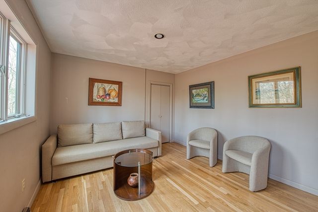 580 Mountain St., Sharon, MA 02067