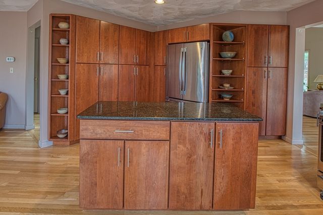 580 Mountain St., Sharon, MA 02067