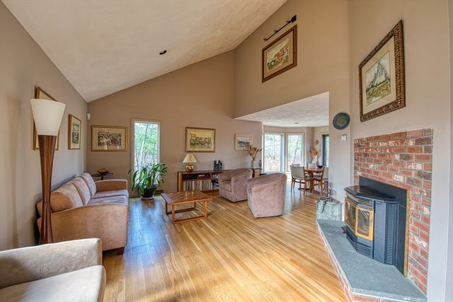 580 Mountain St., Sharon, MA 02067