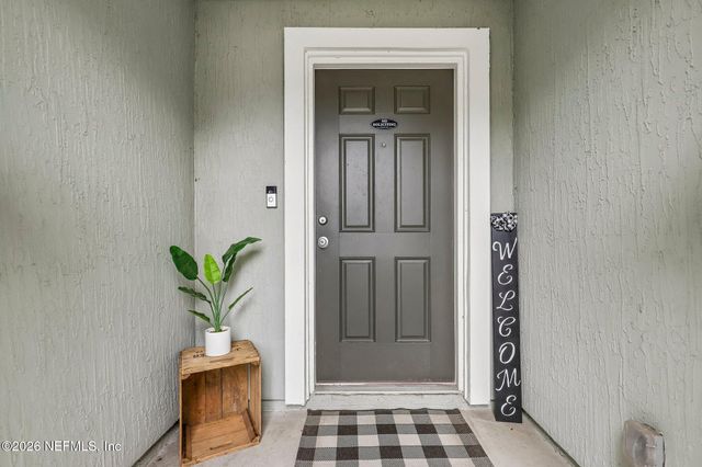 9670 ABBY GLEN Circle, Jacksonville, FL 32257