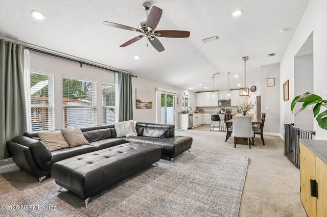 9670 ABBY GLEN Circle, Jacksonville, FL 32257