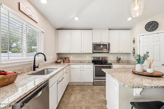 9670 ABBY GLEN Circle, Jacksonville, FL 32257