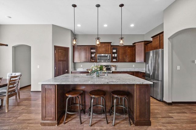 5913 Carriage Hills DRIVE, Racine, WI 53406