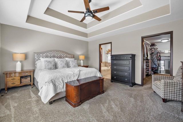 5913 Carriage Hills DRIVE, Racine, WI 53406