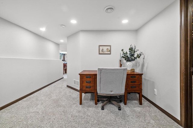 5913 Carriage Hills DRIVE, Racine, WI 53406