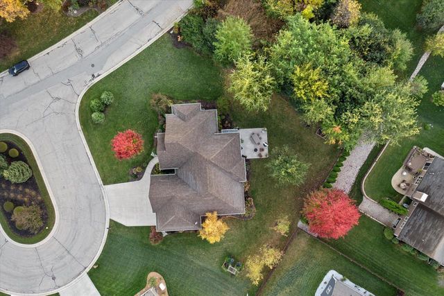 5913 Carriage Hills DRIVE, Racine, WI 53406