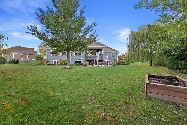 5913 Carriage Hills DRIVE, Racine, WI 53406