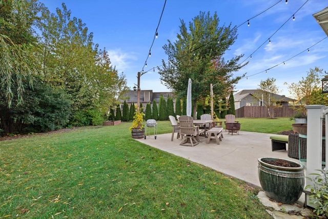 5913 Carriage Hills DRIVE, Racine, WI 53406