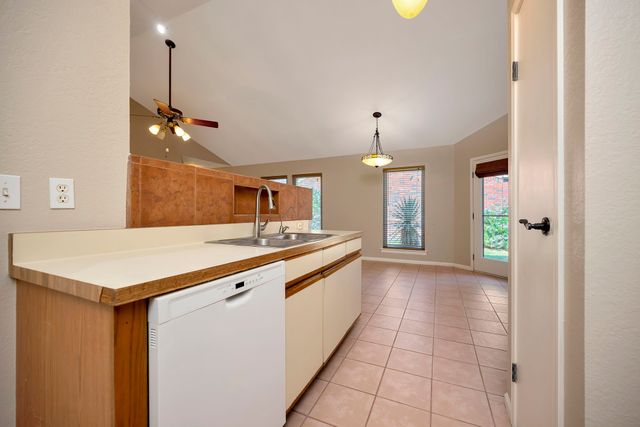 934 Mapleleaf Lane, Coppell, TX 75019
