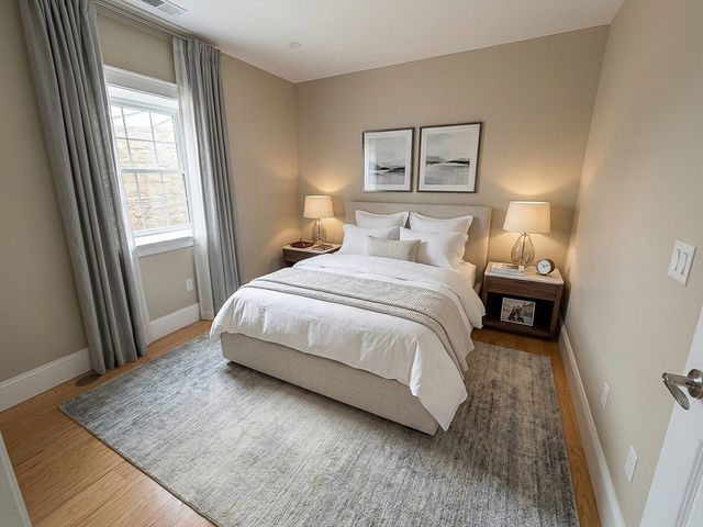 42 Parsons St TH, Newton, MA 02465
