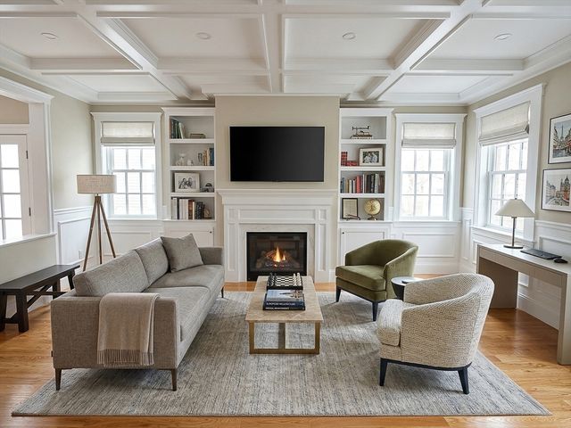 42 Parsons St TH, Newton, MA 02465