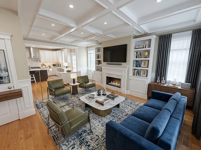 42 Parsons St TH, Newton, MA 02465