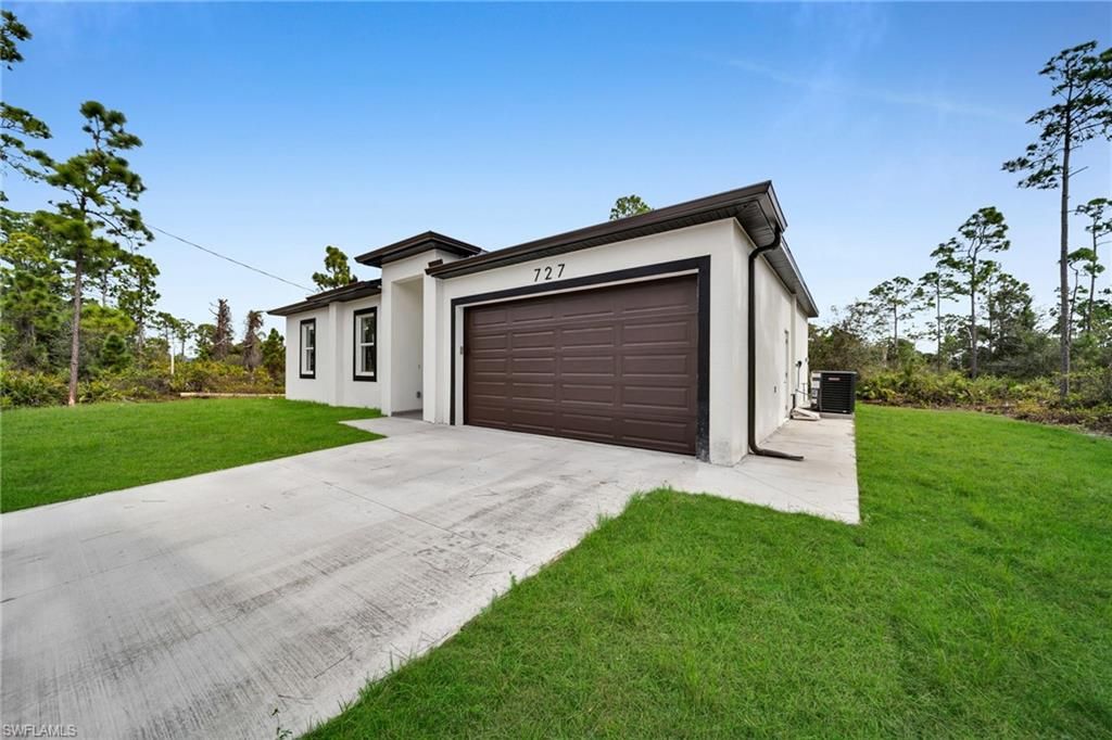 727 Santa Lucia AVE S, LEHIGH ACRES, FL 33974 — photo 2