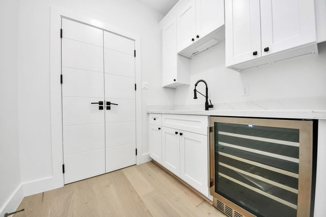 5115 Maple Street, Bellaire, TX 77401