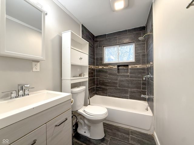 232 N Rural Street, Indianapolis, IN 46201