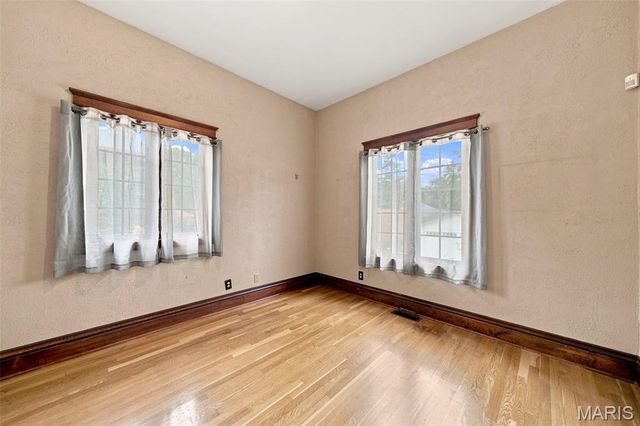 7249 Maryland Avenue, University City, MO 63130