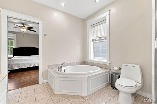 7249 Maryland Avenue, University City, MO 63130