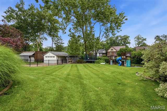 7249 Maryland Avenue, University City, MO 63130