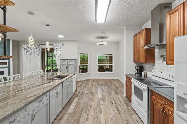 1830 ORANGE TREE DRIVE, Edgewater, FL 32132