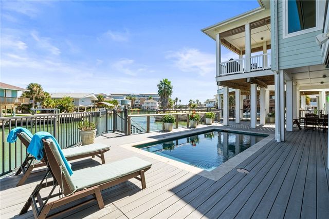 1024 Private Road D, Port Aransas, TX 78373