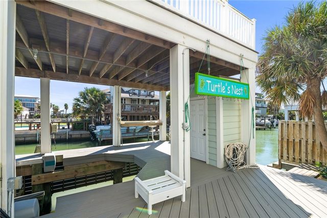 1024 Private Road D, Port Aransas, TX 78373