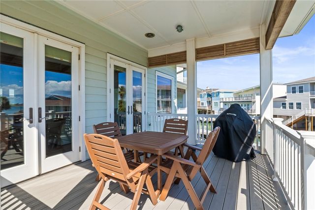 1024 Private Road D, Port Aransas, TX 78373