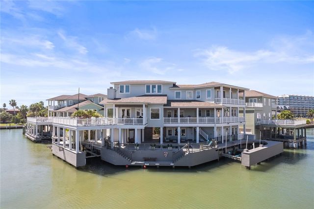 1024 Private Road D, Port Aransas, TX 78373