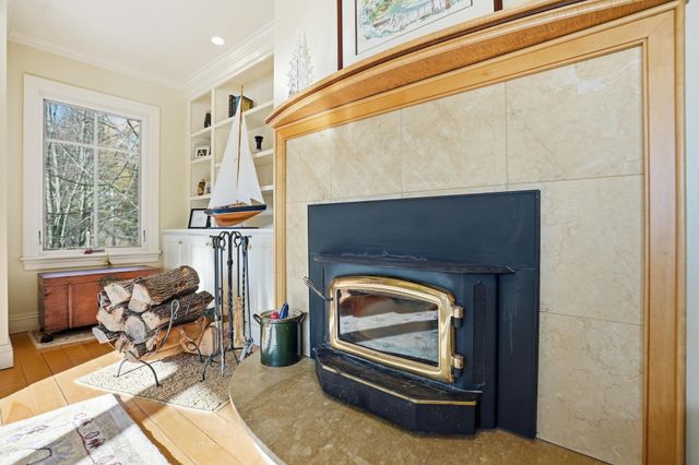 145 Cannon Point Road, Charlotte, VT 05445