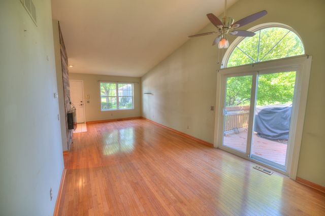 1671 Washington Court, Geneva, IL 60134