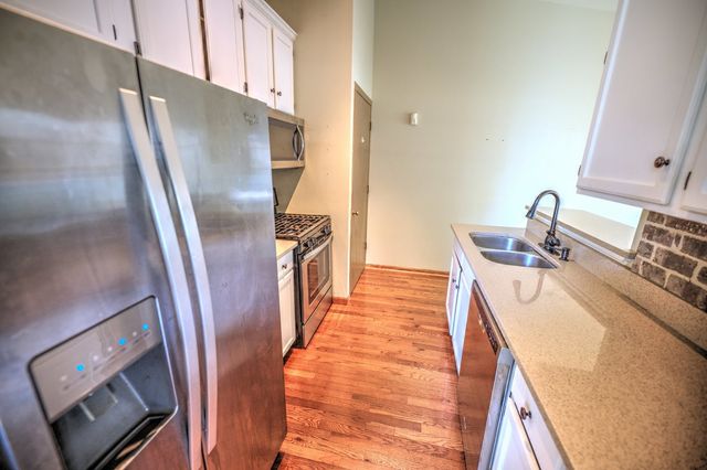 1671 Washington Court, Geneva, IL 60134