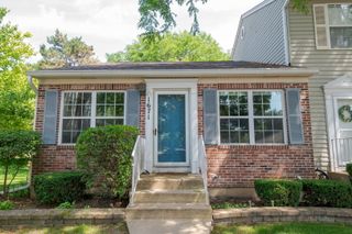 1671 Washington Court, Geneva, IL 60134
