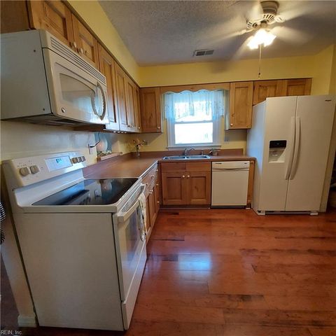 5848 Beechwalk DR, Virginia Beach, VA 23464