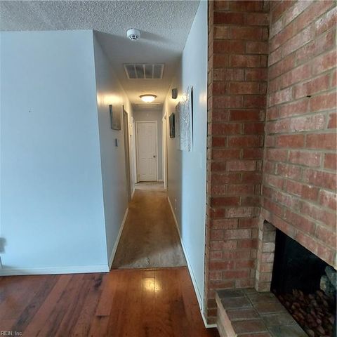 5848 Beechwalk DR, Virginia Beach, VA 23464