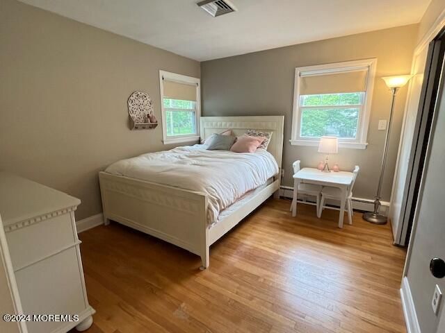 18 Hobart Street, Marlboro, NJ 07746