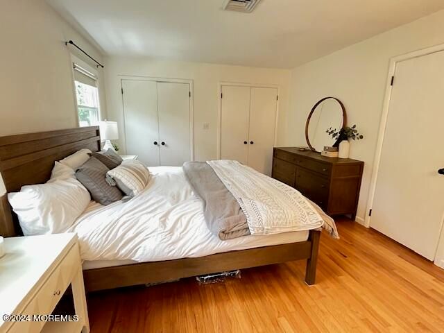 18 Hobart Street, Marlboro, NJ 07746