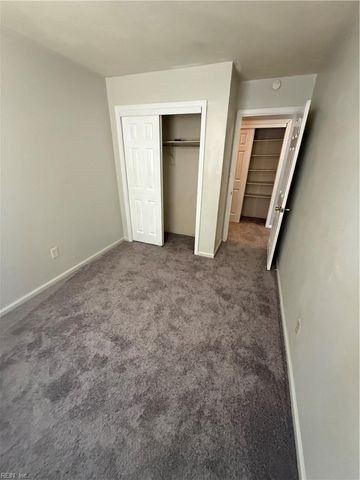 4303 Arundel LN, Chesapeake, VA 23321