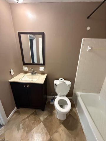 4303 Arundel LN, Chesapeake, VA 23321